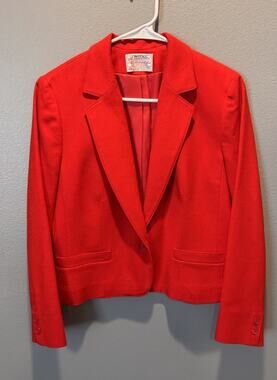 Vintage Pendleton Women's 100% Virgin Wool Red Blazer See Measurements